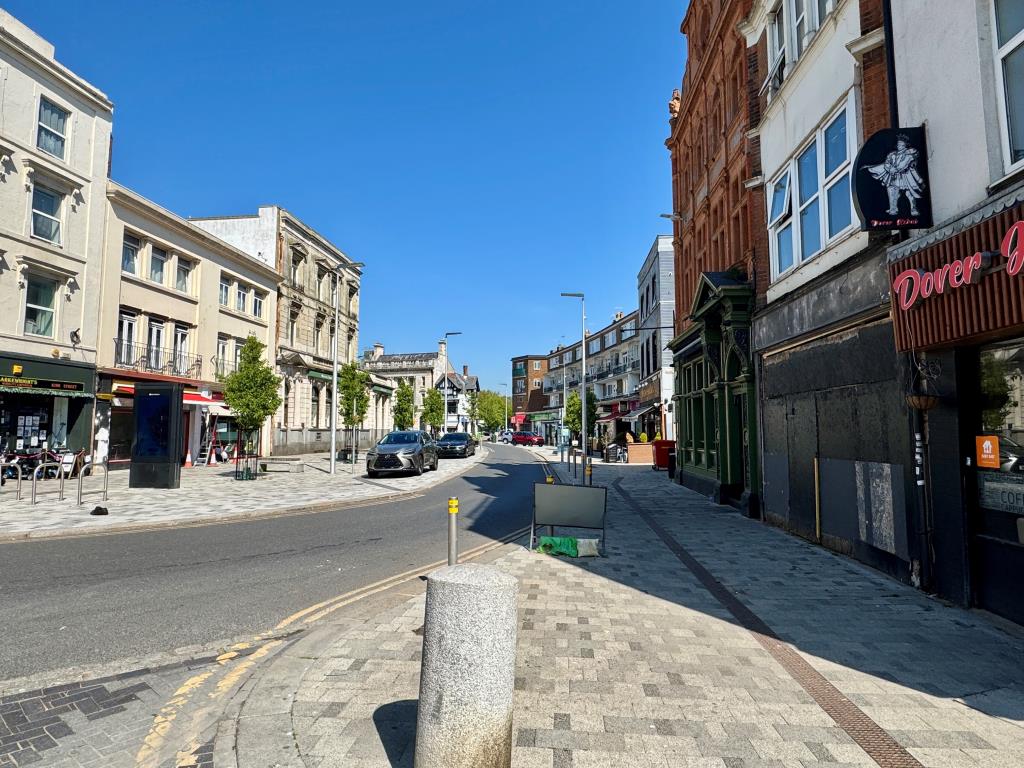 Lot: 30 - FREEHOLD COMMERCIAL AND RESIDENTIAL INVESTMENT WITH RE-DEVELOPMENT POTENTIAL - View towards Market Square